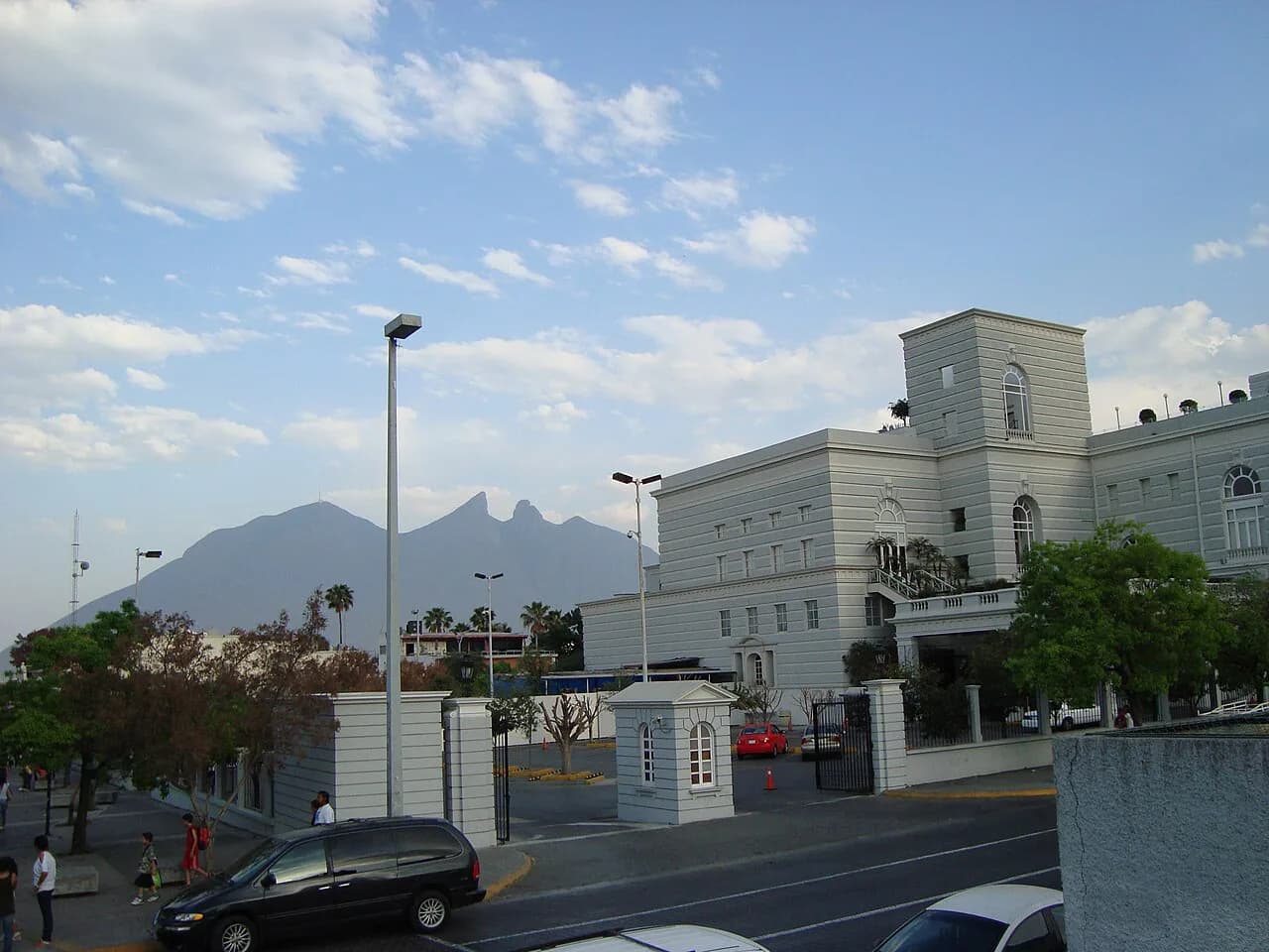 Planning Monterrey Attractions: City Views and Free Downtown Walks
