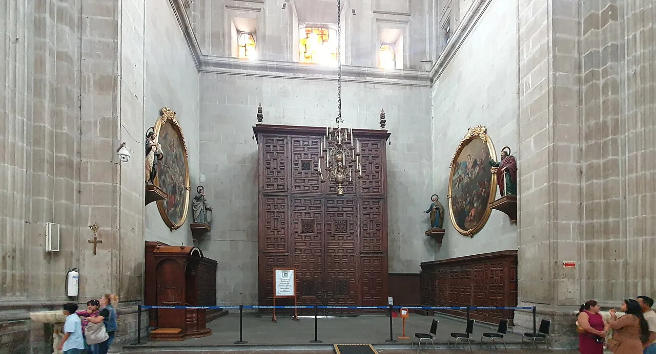 Side door in the right aisle of Mexico City's Metropolitan Cathedral.