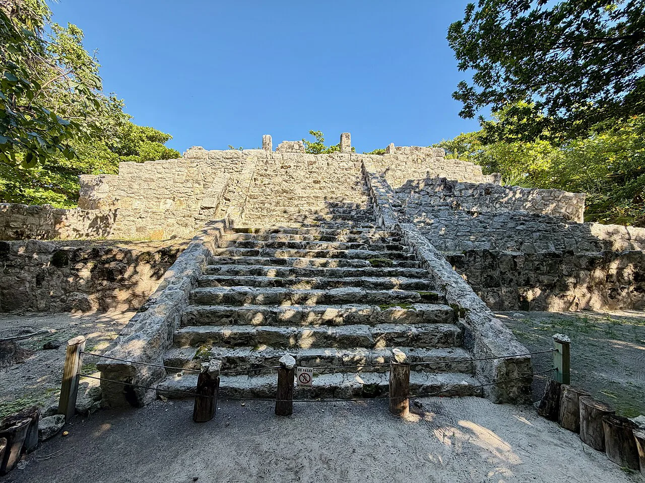 Stone stairway of a Maya structure on the grounds of the Museo Maya de Cancún.